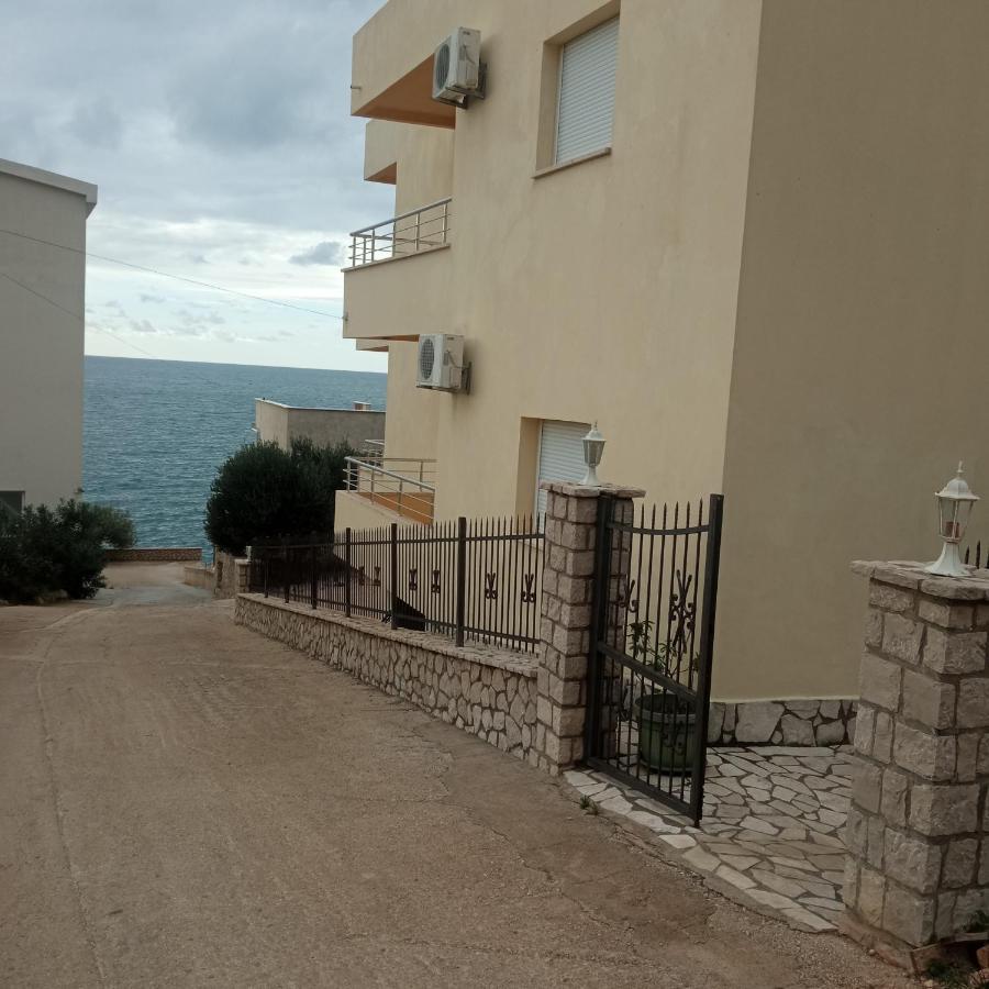 Apartmani Lux Sea Utjeha-Bušat Eksteriør billede